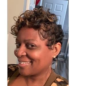 Meet your Posher, Devette